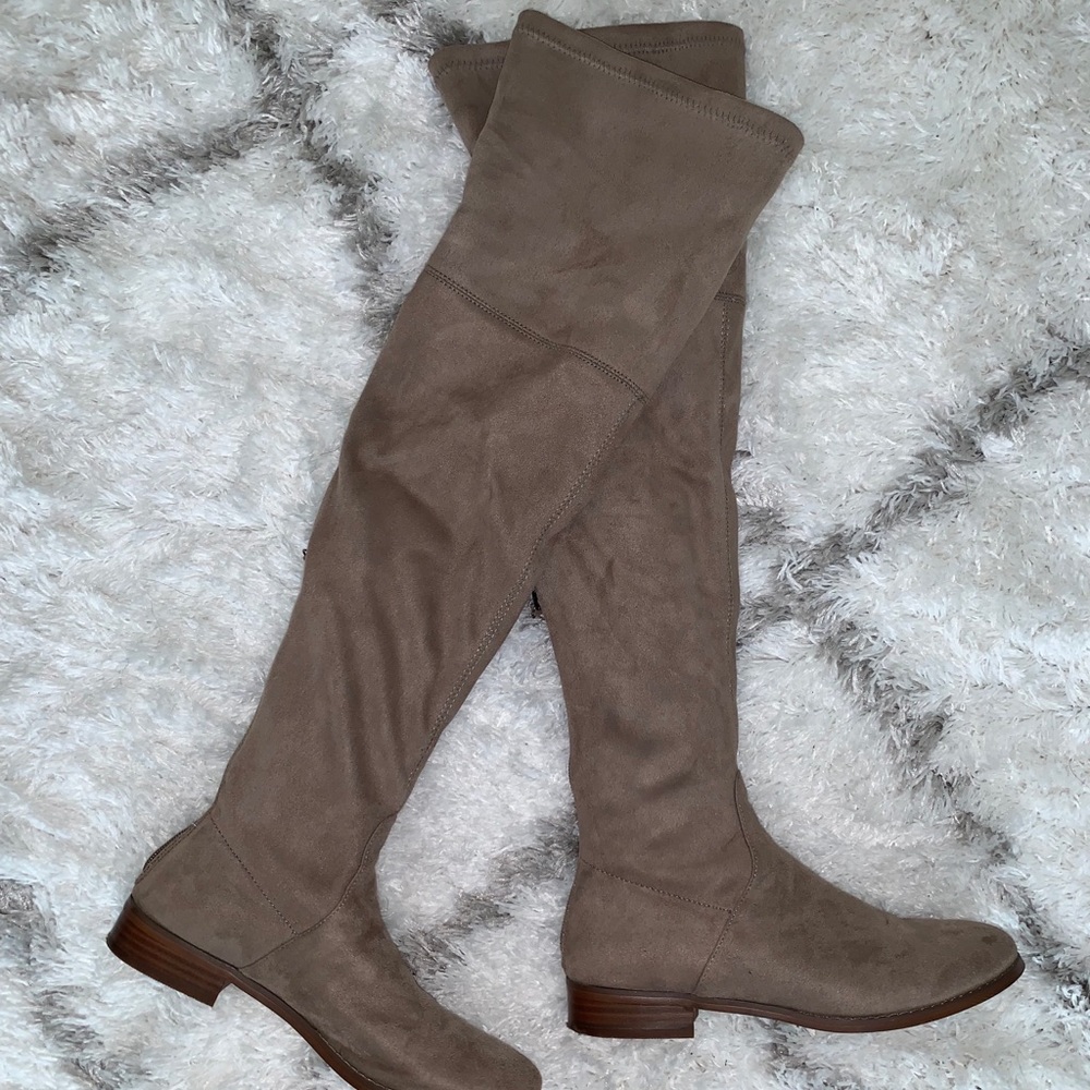 Steve Madden Jody Thigh High Boots Sleek Minimalist Design